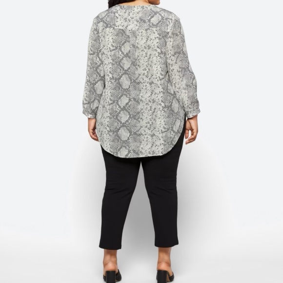 100% Silk Plus Size 2x Top/Blouse made by Amour Vert - Picture 3 of 4